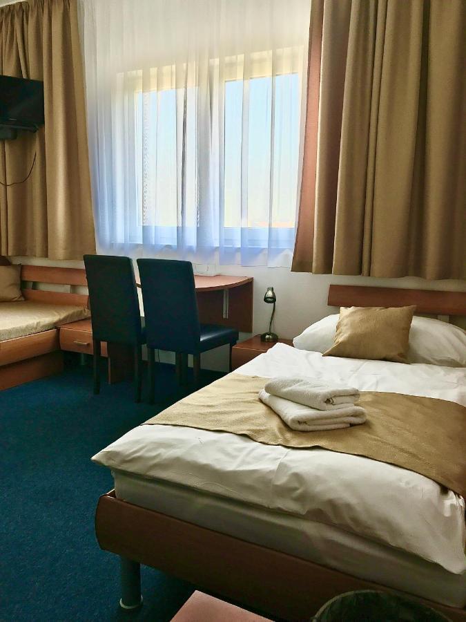 Hotel Remy Bratislava Dış mekan fotoğraf