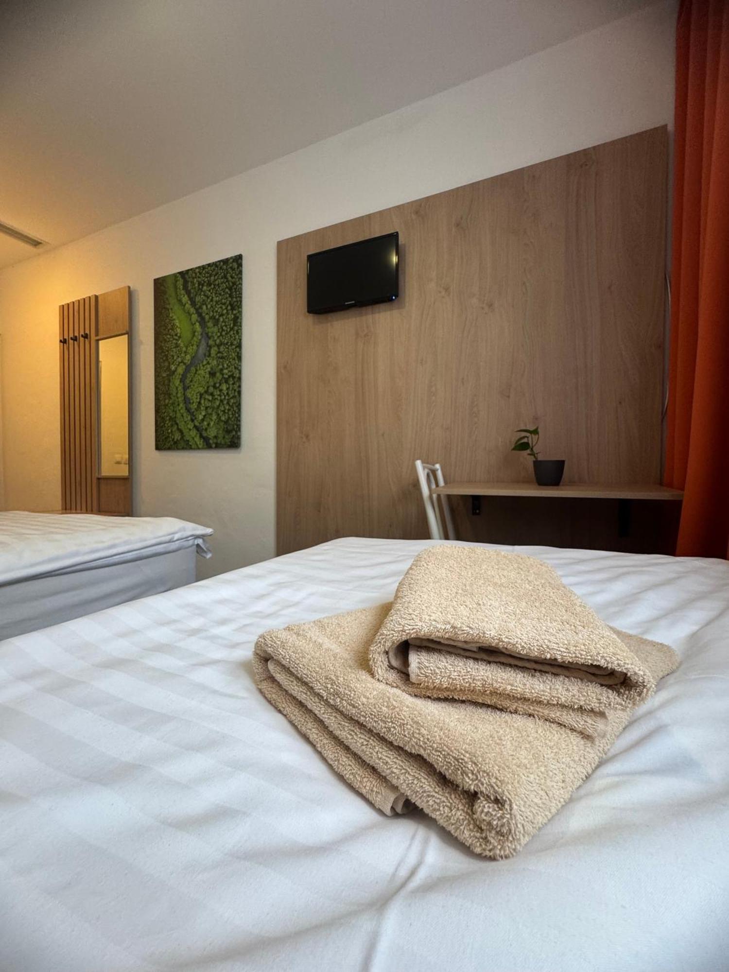 Hotel Remy Bratislava Dış mekan fotoğraf