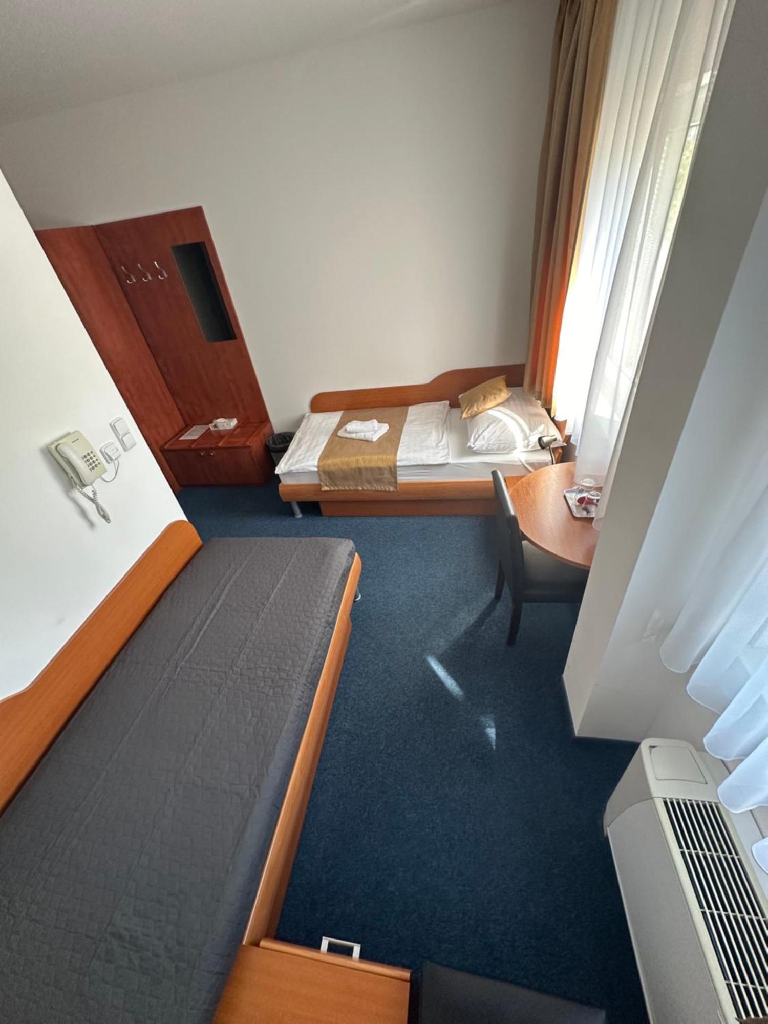 Hotel Remy Bratislava Dış mekan fotoğraf