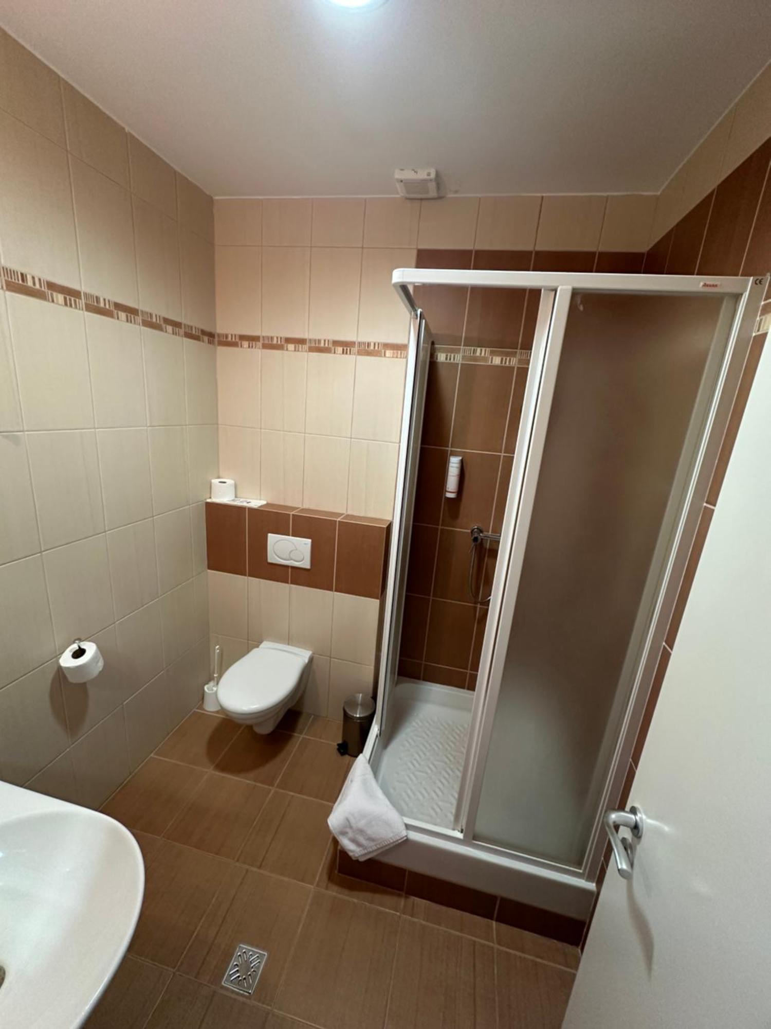 Hotel Remy Bratislava Dış mekan fotoğraf